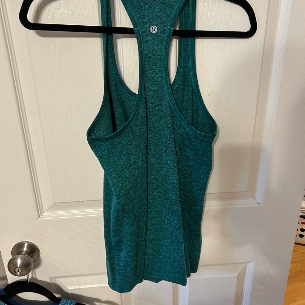SOLD Lululemon swiftly tank